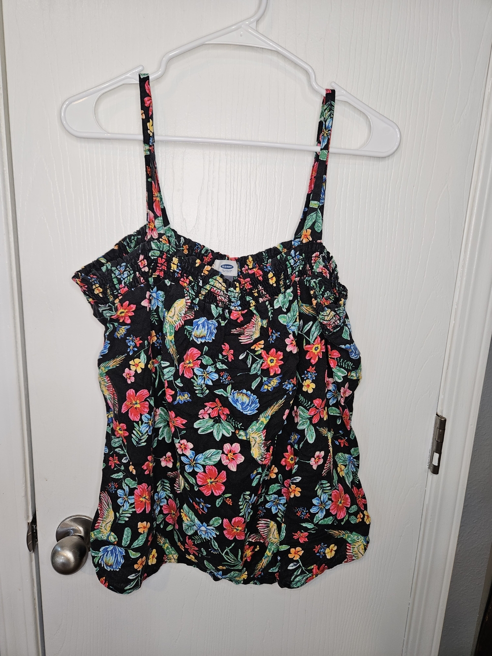 Old Navy Black Tropical Floral Smocked Strap Tank